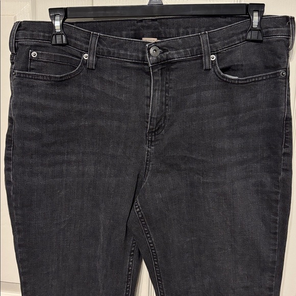 Duluth Trading Co Plus Straight Leg Jean - Picture 2 of 8